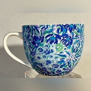 LILY PULITZER Hidden Lion / Floral 14 oz. Ceramic Mug "High Manetenance" Pattern
